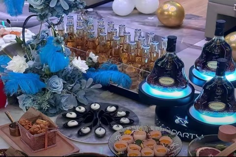 北海AT酒吧招聘,北海AT酒吧,梦想若光引领走向辉煌的方向