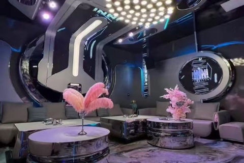崇左商务夜总会招聘兼职礼仪,崇左商务KTV招聘,奢华夜生活,诚邀你加入高端岗位